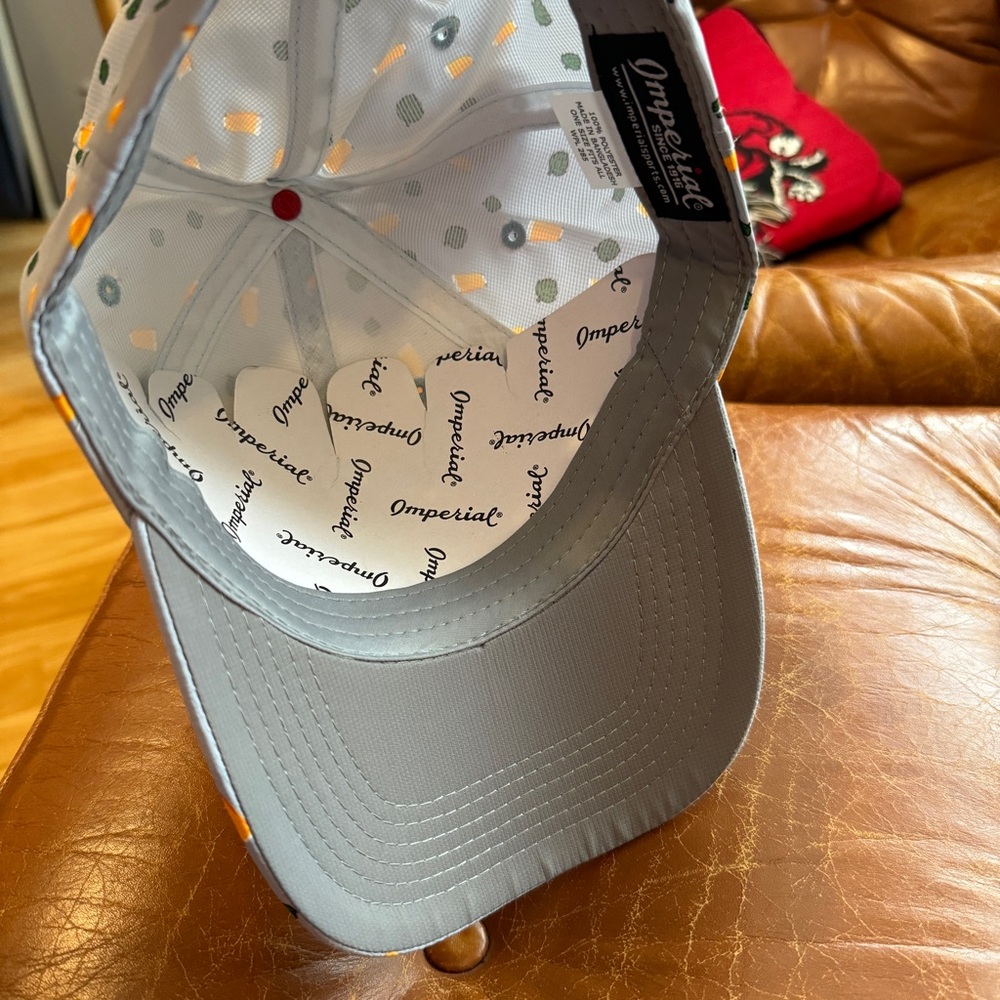 NEW- Beer and Hops Adjustable Lightweight Golf Hat- One Size - Picture 3 of 5